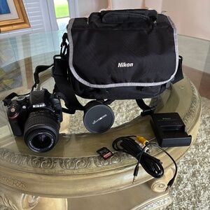 Nikon D3200 Digital Camera Bundle Very Low Shutter Count